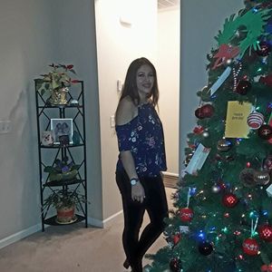 Meet your Posher, Liza